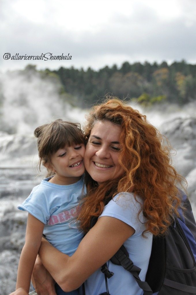 tra i geyser della Nuova Zelanda